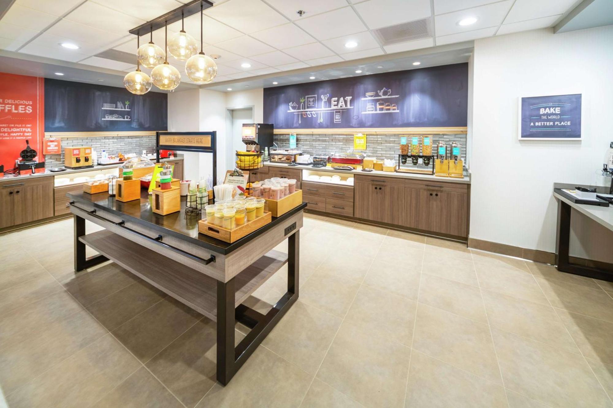 Hampton Inn & Suites Santa Maria Εξωτερικό φωτογραφία