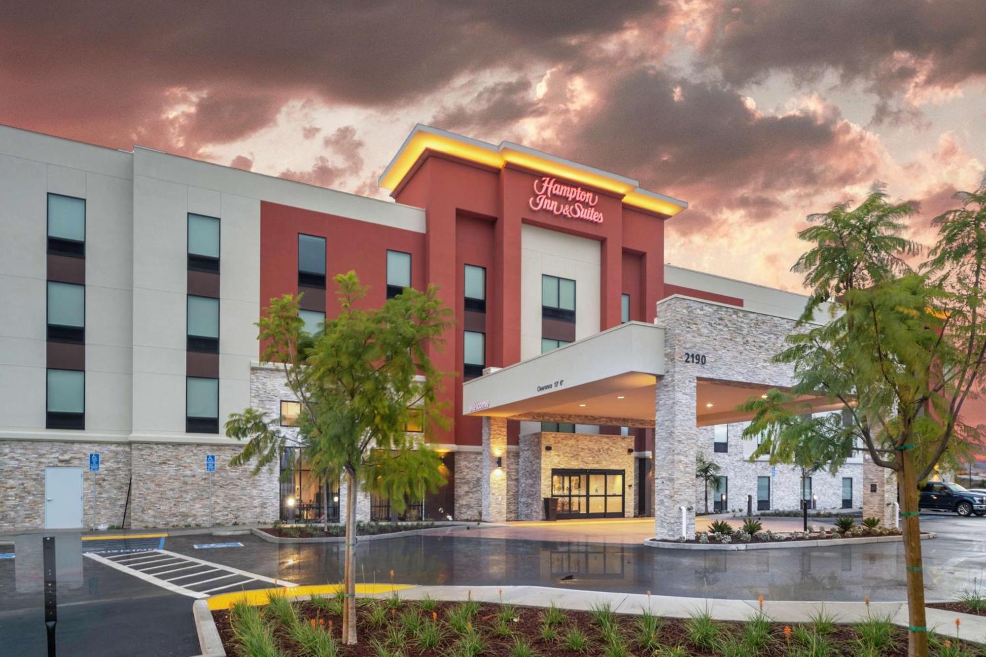Hampton Inn & Suites Santa Maria Εξωτερικό φωτογραφία